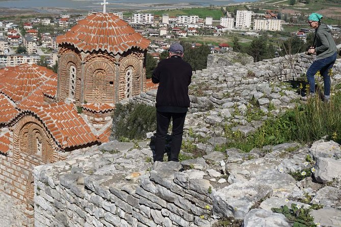 Ancients and Ottomans - Apollonia and Berat - What the guides add to the day