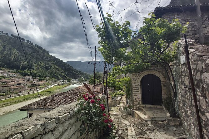 Berat Full Day Trip from Tirana - What the guides add to the experience