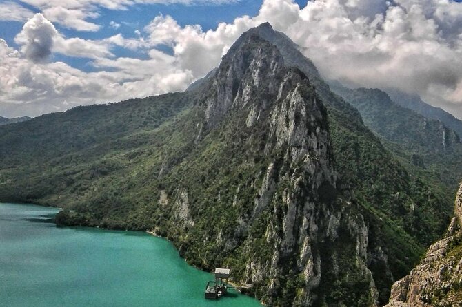From Tirana- Hiking Tour to Bovilla Lake & Gamti Mountain - The short, steep climb up Gamti Mountain