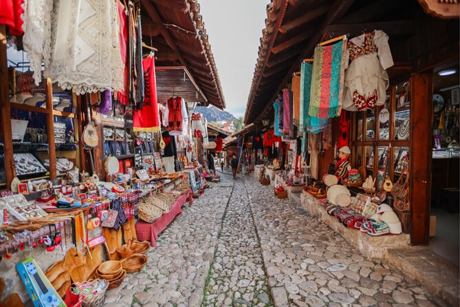 Kruja castle, the old Bazaar & Sarisalltik- Departure from Tirana - Making good use of the 90-minute free period