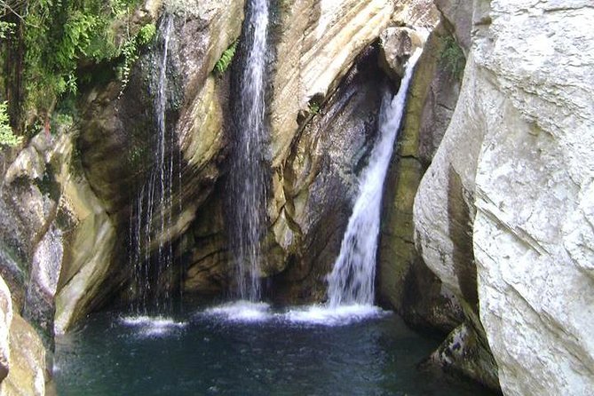 Osumi Canyons and Bogova Waterfall from Berat - Tour by 1001 Albanian Adventures - Lunch, waiting time, and the rhythm of the day
