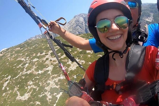 Paragliding Fly Tandem Vlora - The tandem flight over Vlora