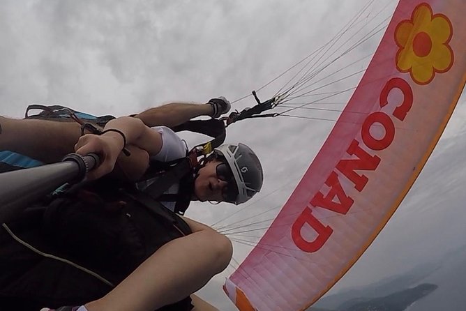 Paragliding in Vlore - Vlorë from above, with Lungomare below