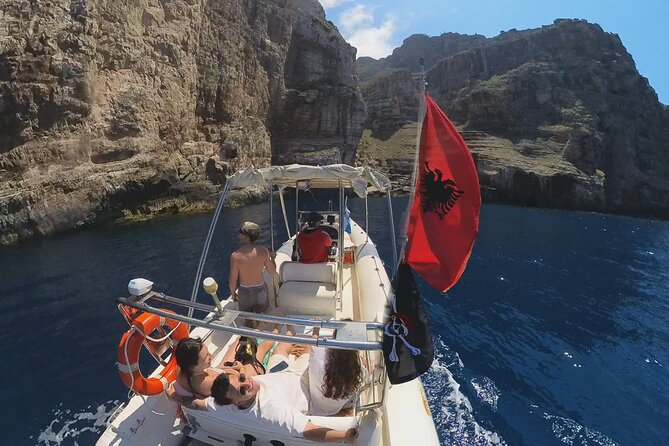 Private 6 H Boat Dafina Bay & Bear's Bay - Who will enjoy this boat day most