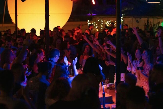 Pub Crawl Tirana - The first bars: useful introductions, mixed quality