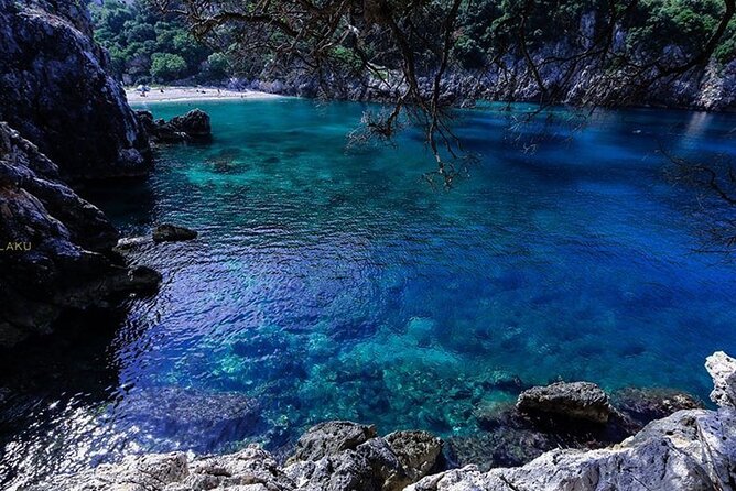 Speed Boat Tour to Secret Beaches - Guides and the mood on board