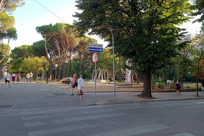 Tirana City Tour with Hotel Pickup - Pazari i Ri brings the walk back to daily life