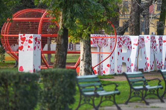 Tirana Sightseeing Walking Tour - Timing, meeting point, and practical planning