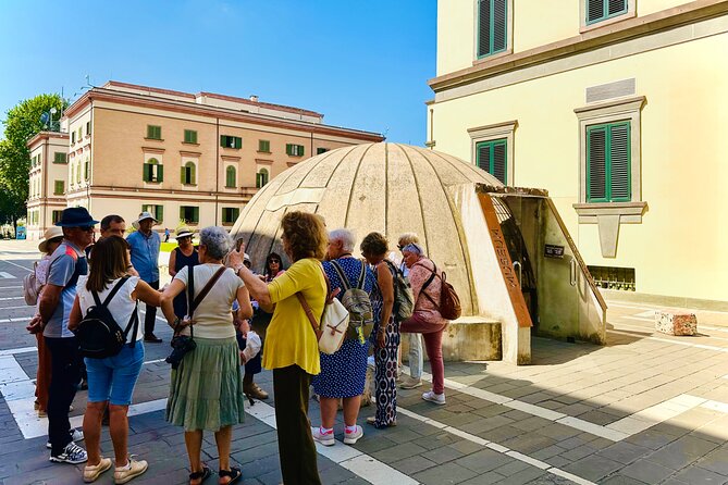 Tirana Walking Tour around the Historic Centre - Blloku, Rinia Park, and modern city life