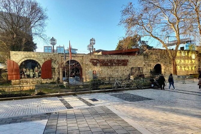 Tour a Piedi di Tirana - Why this walk makes sense on your first day