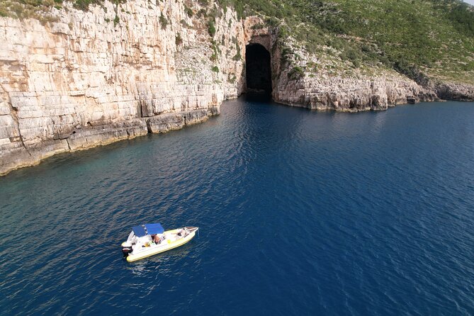 Vlore Speedboat Tour to Sazan Island & Haxhi Ali Cave - Practical packing advice for the coast