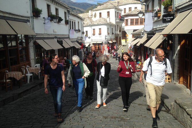 Walking Tour Baazar – The Argjiro Castle – Zekate house - Why this route works in Gjirokaster